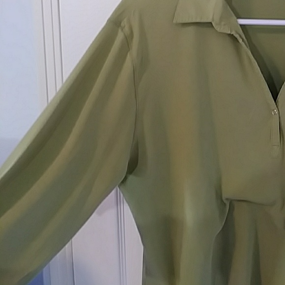 Top - Picture 4 of 4